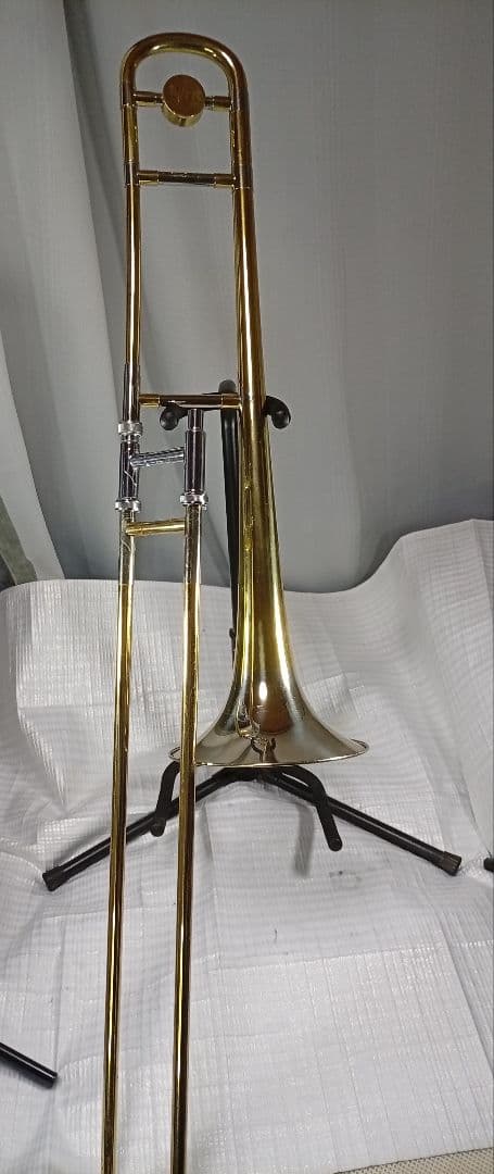 HUTTL トロンボーン LINE1000ケース付き - メルカリ