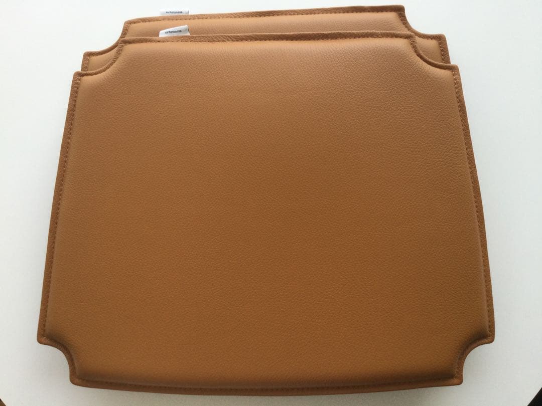 カールハンセンアンドサンCH24 Yチェア専用クッション(キャメル色)2点セット