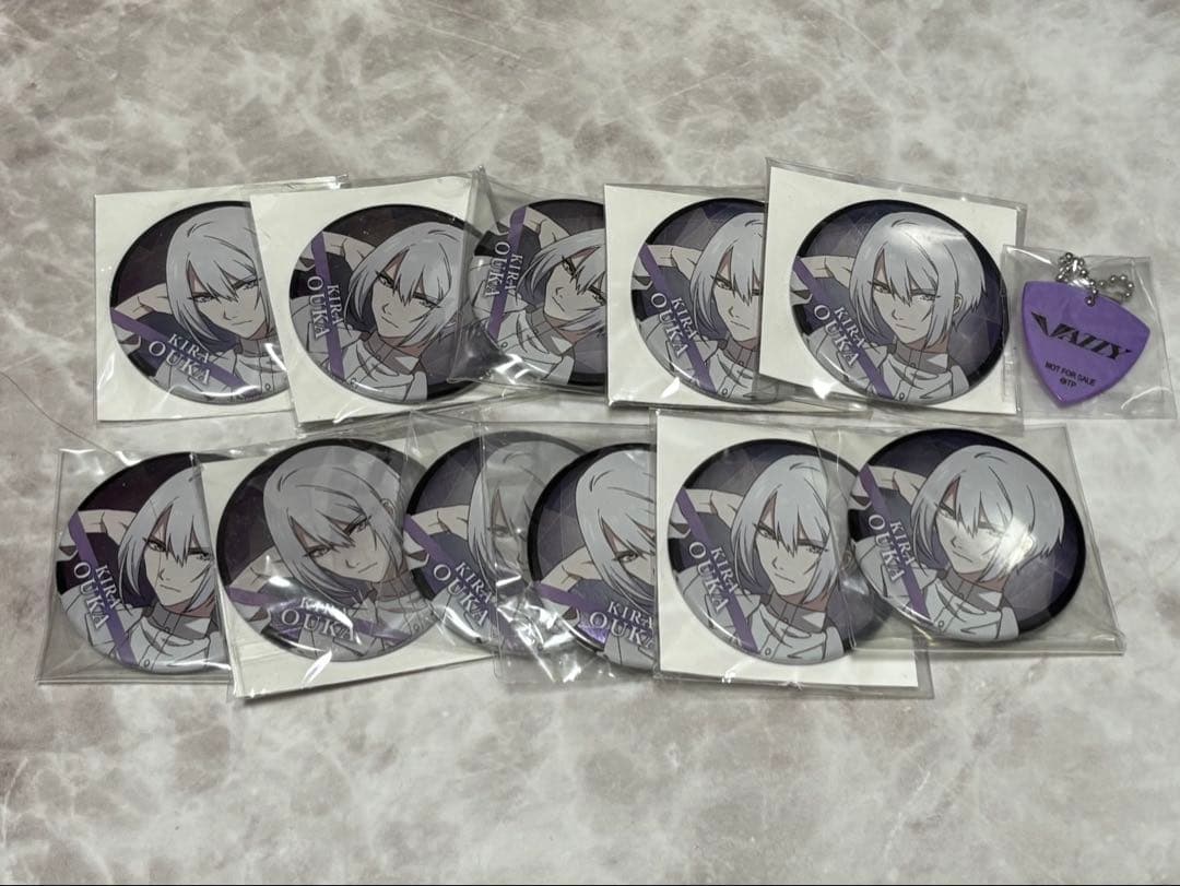 吉良凰香 缶バッジまとめ売り - メルカリ