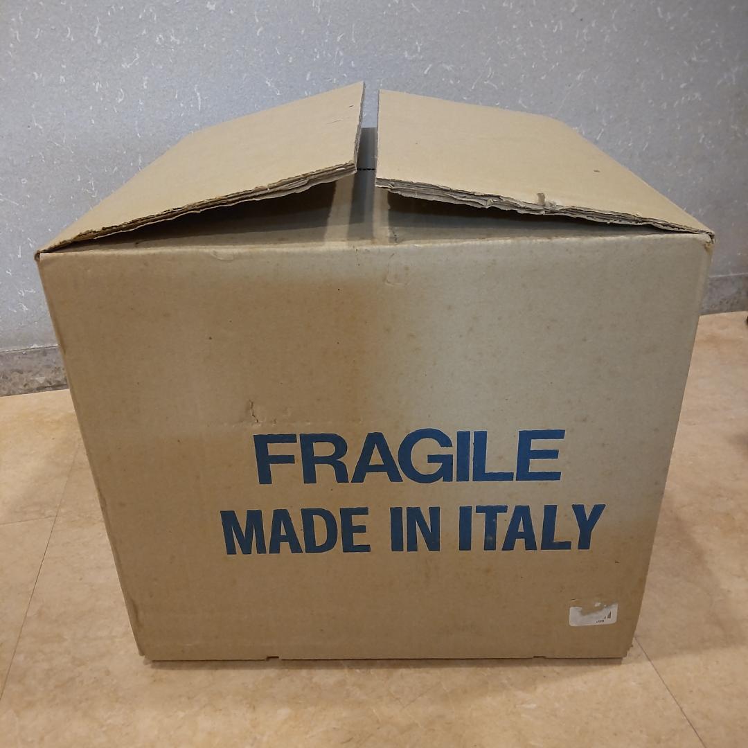 イタリア製　飾りもの　置き物　新品　インテリア　果実