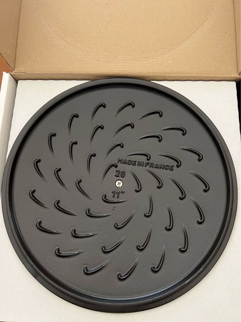 な*読様 大幅値下げ‼️ ◆ストウブ ◆ブレイザー 28cm