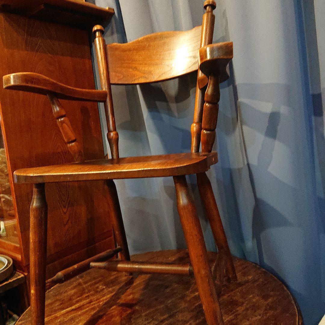 木製アームチェア1脚