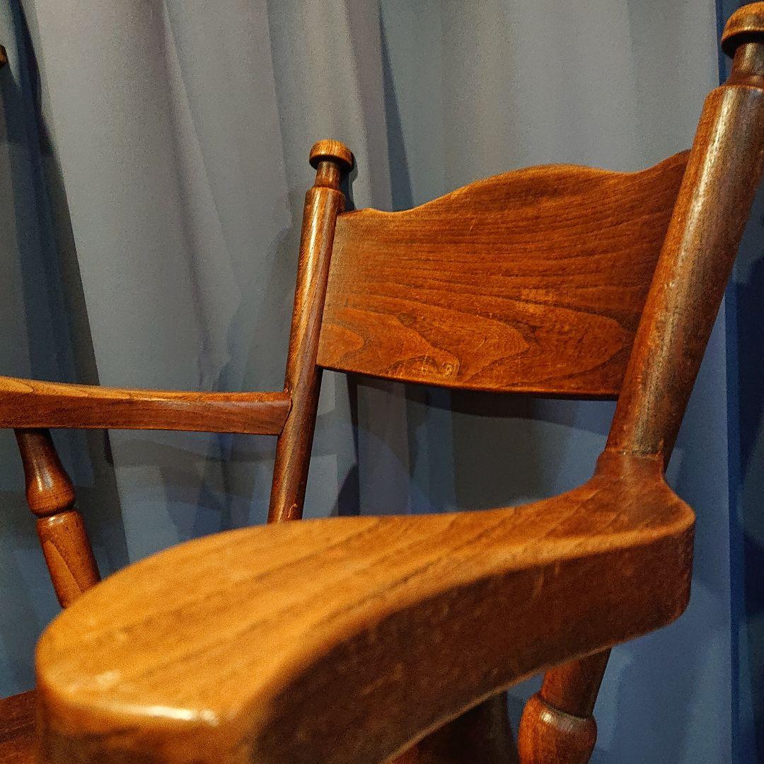 木製アームチェア1脚
