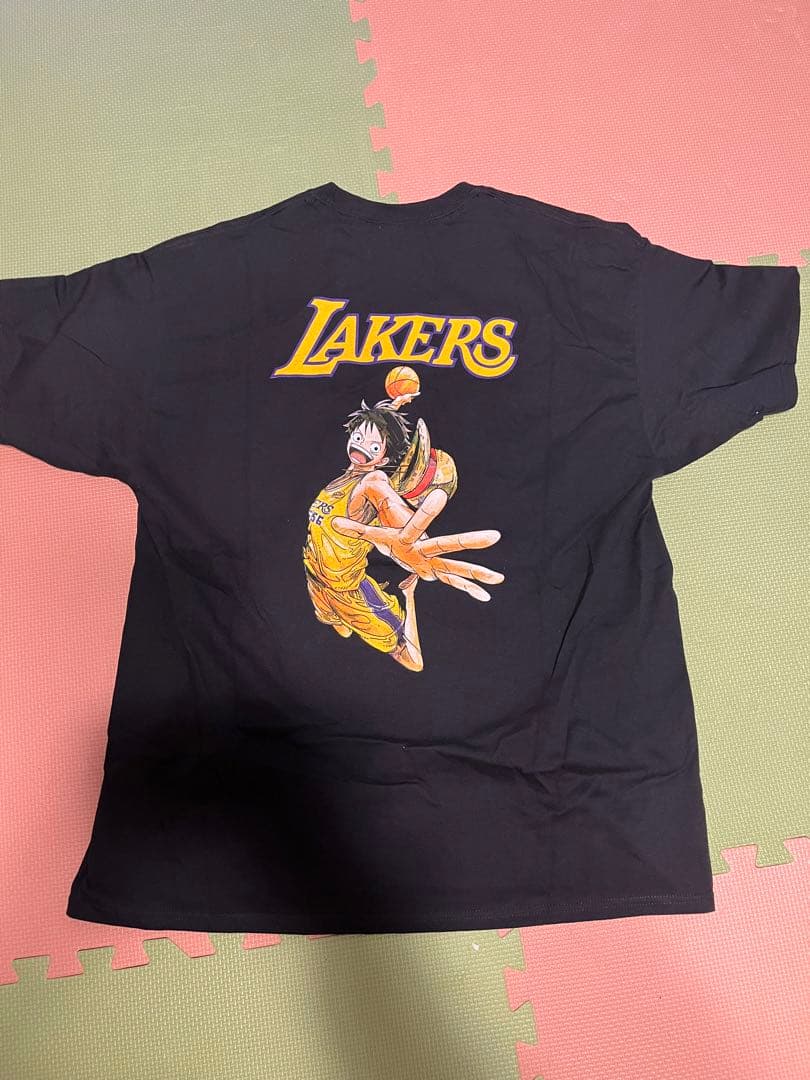 アメリカ限定品】ONE PIECE ×LAKERS コラボ Tシャツ 黒 - メルカリ