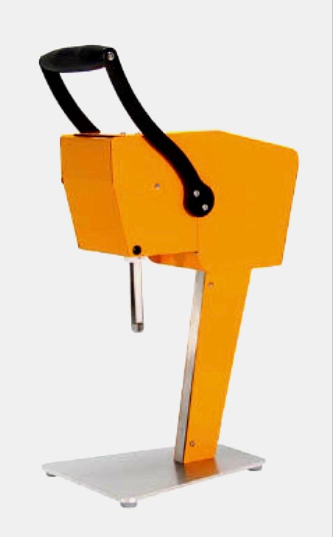 CAJYUTTA 手動式果物絞り器