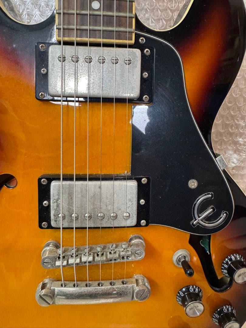 Epiphone ES-339 Vintage Sunburst ギター