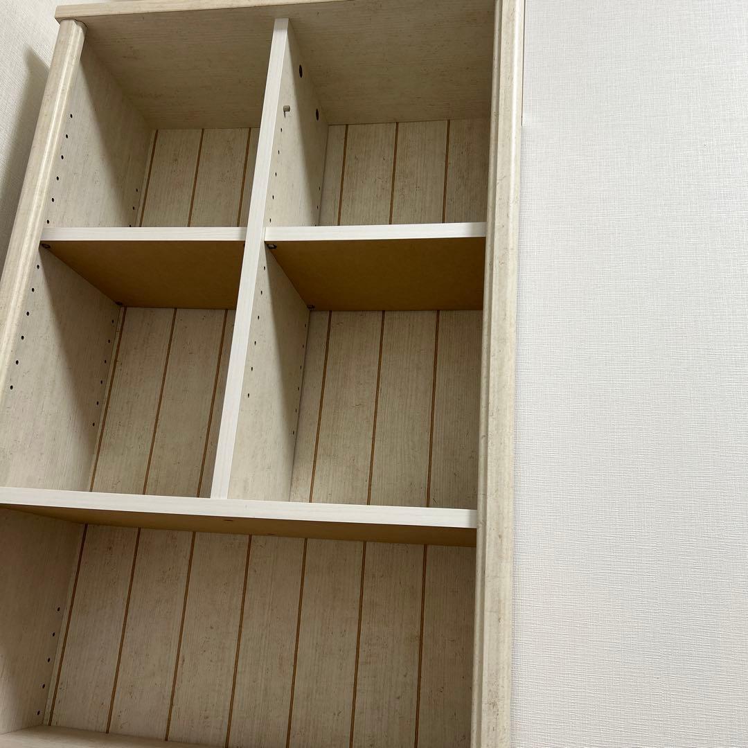 ニトリ　オープンシェルフ　リズバレー　ホワイト ストライプ模様 シェルフ 本棚