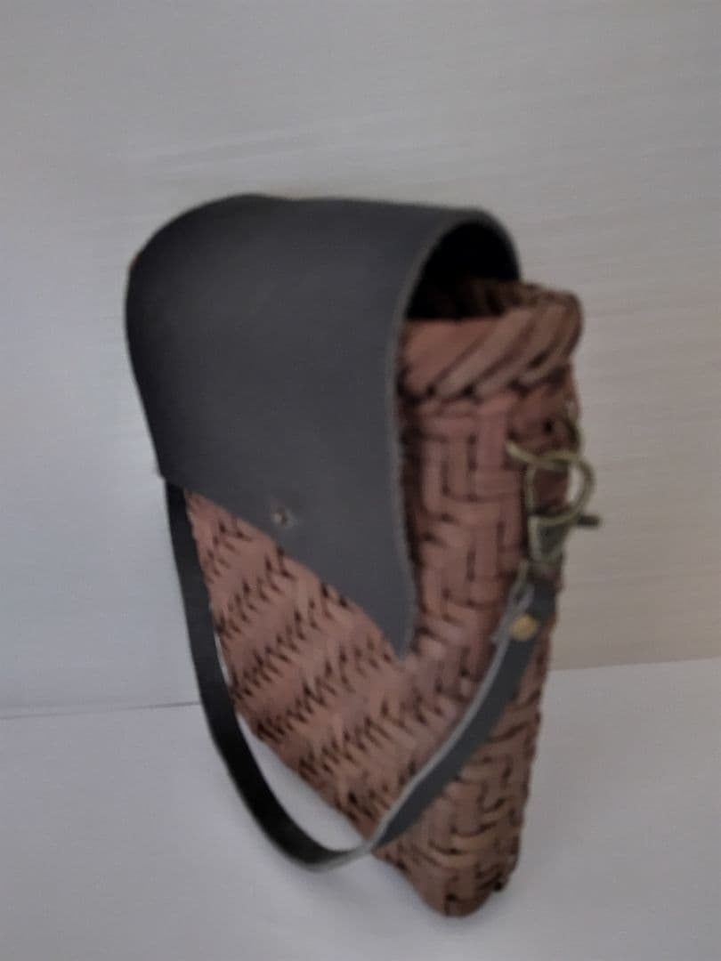 山葡萄のポシェット、スマホ入れ