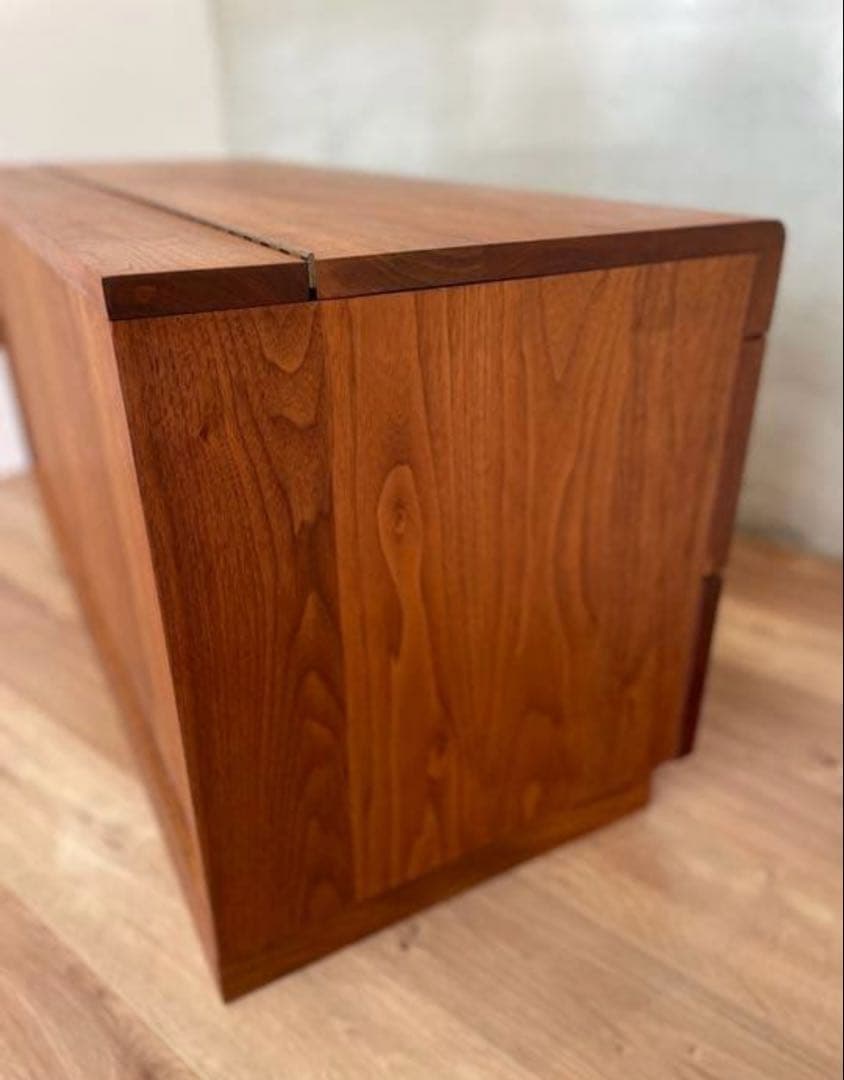 マスターウォール　ドレッサーチェスト