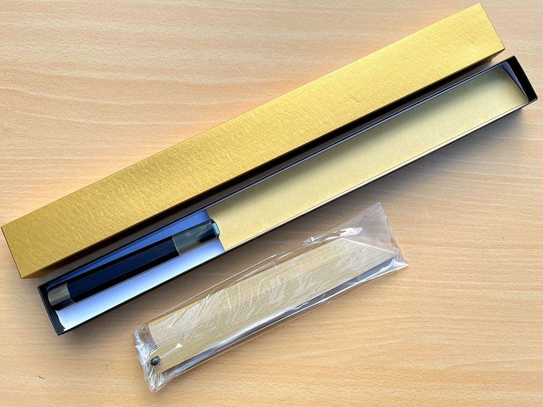 未使用 超鋼スーパー本焼 六寸 切付型 黒檀 上下白水牛 鞘付き 城山