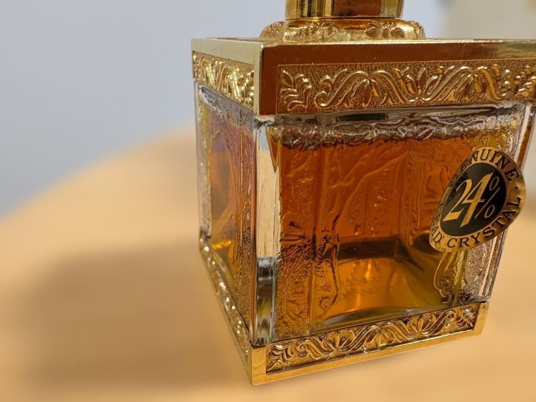 希少 アムアージュ クリスタル&ゴールド レディースオードトワレ
