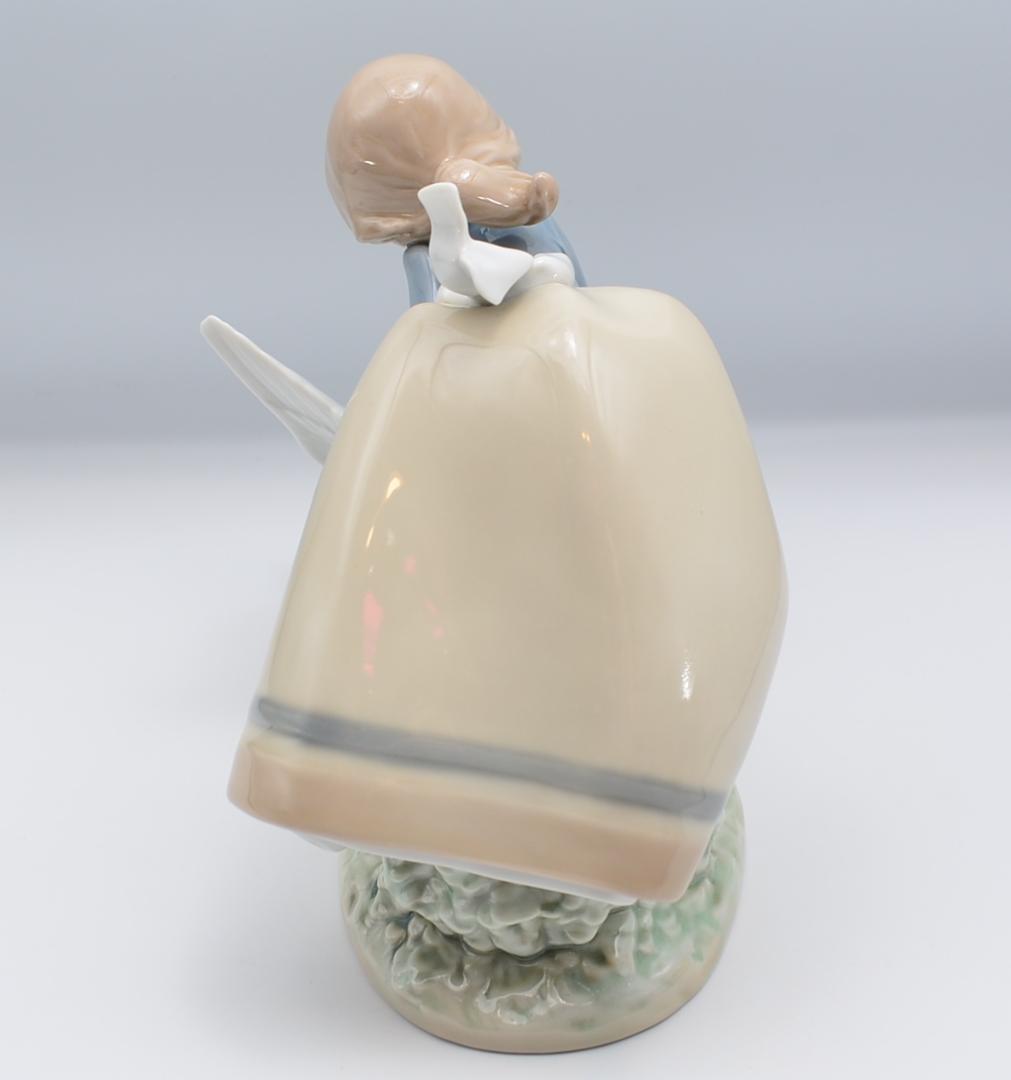 無駄な努力 ＃5553 ☆リヤドロ スペイン ポーセリン 光沢仕上げ 絶版