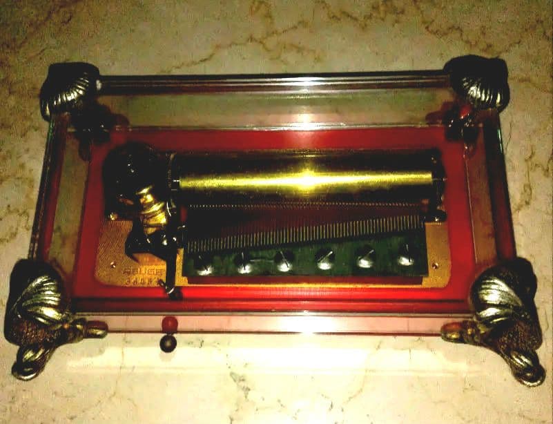 REUGE装飾的オルゴール