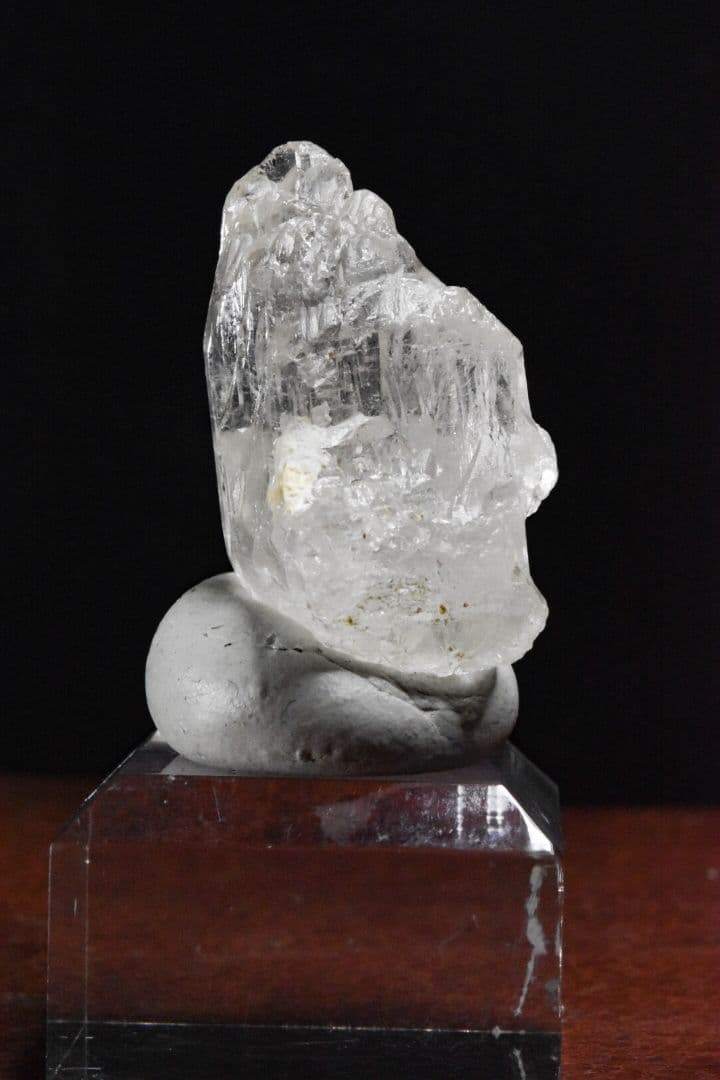 パキスタン スカルドゥ産 エッチングトパーズ