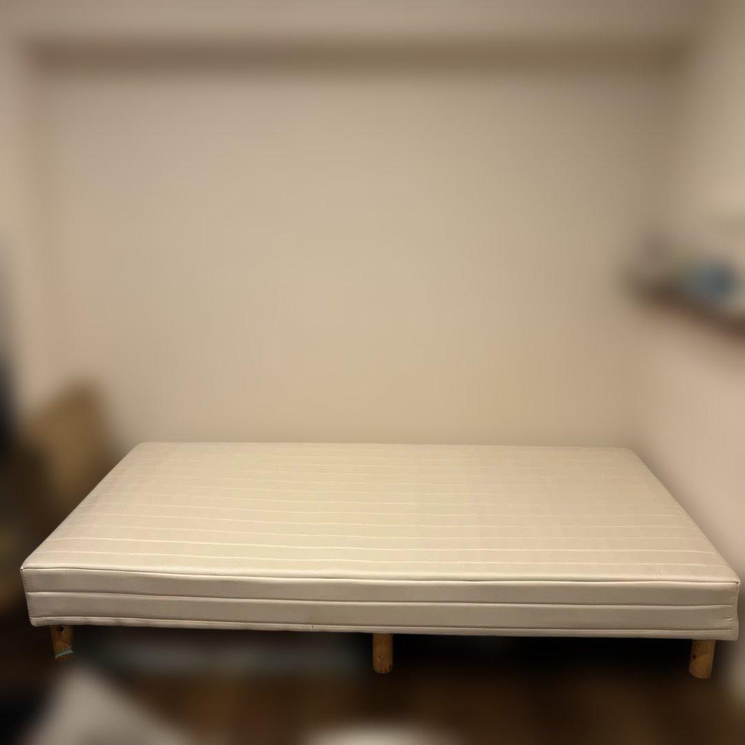 アイボリー 脚付きマットレス シングル