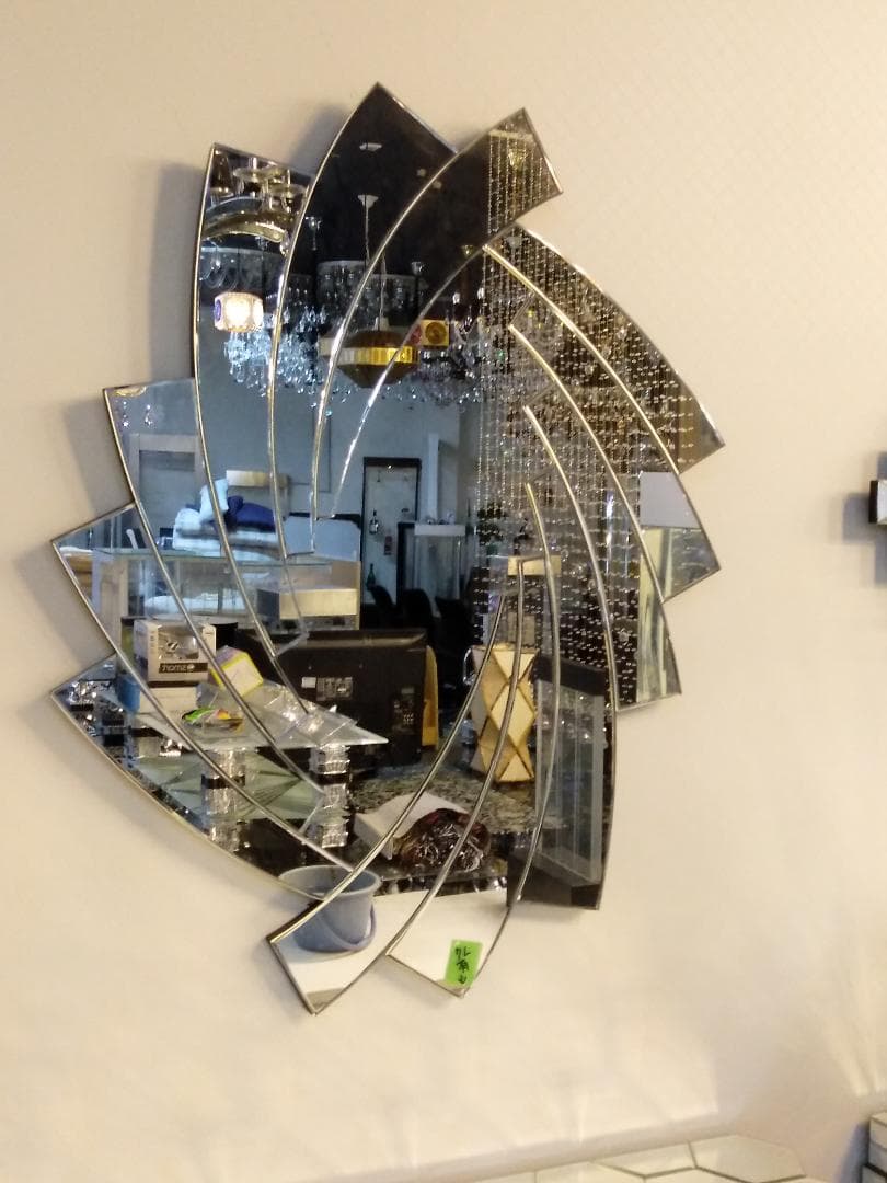 展示品　訳アリ　デザイン ウォールミラー 枯れ葉形 リビングスタジオ 鏡