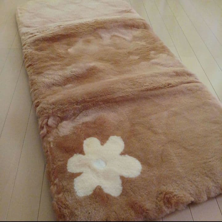 京都西川 羊皮 ムートンシーツ ローズファーグランドワーク