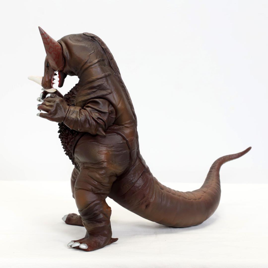 パイロットエースゴモラウルトラマンソフビ