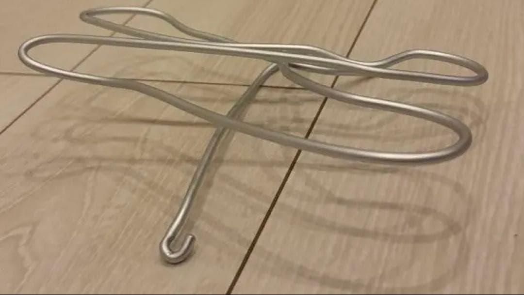 金属製シルバー現代アート置物