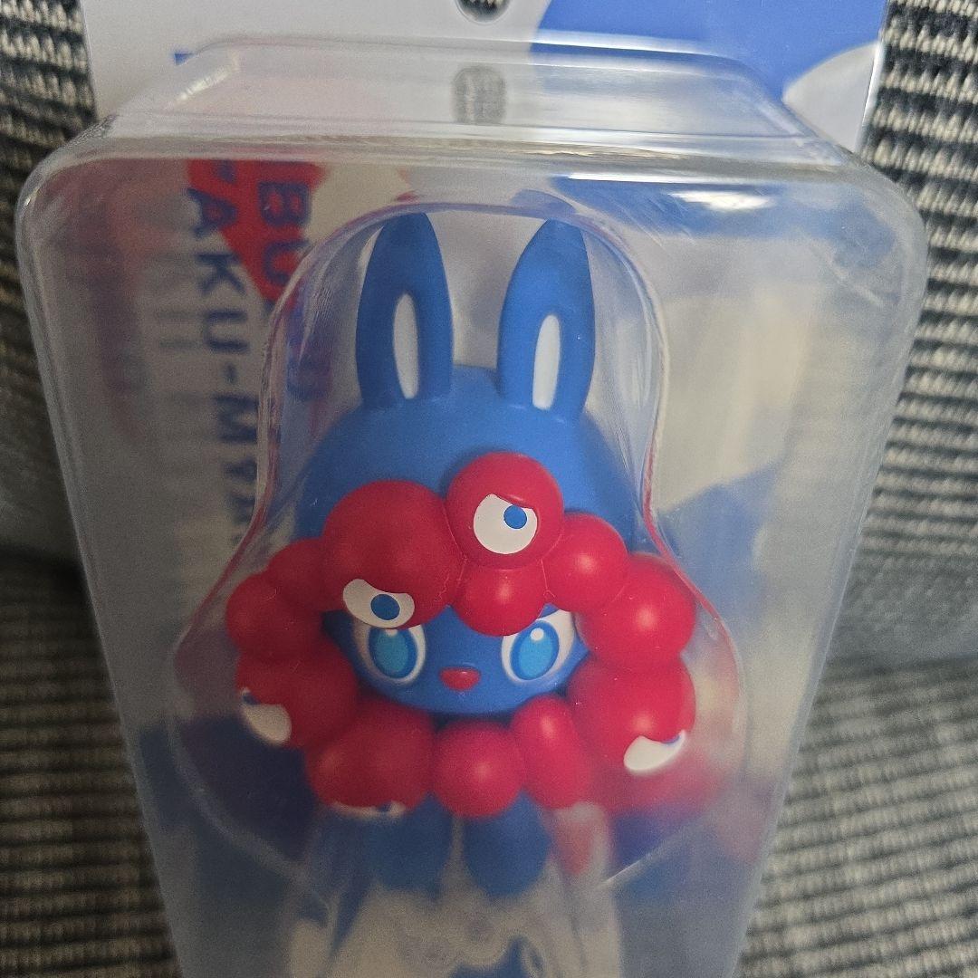 LABUBU MYAKU-MYAKUストラップ付フィギュア ラブブ ミャクミャク