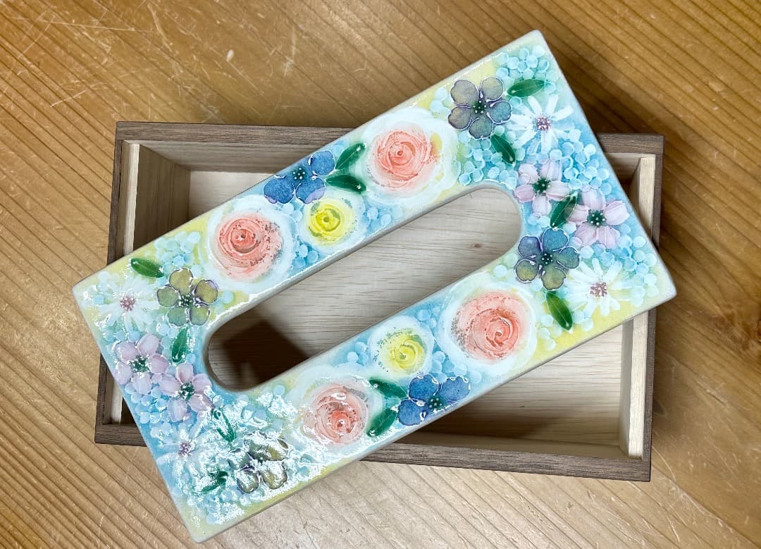 【値下げ】新品　工房ゆずりは　ティッシュBOX　カバー　花柄　プレゼントゆー02