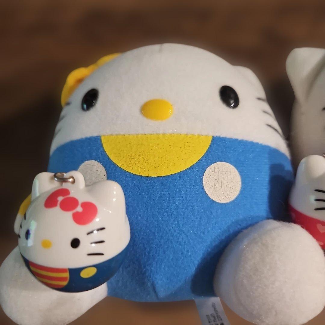 ハローキティ　HELLO KITTY　キティ　ぬいぐるみ　お座り　2体　おまけ