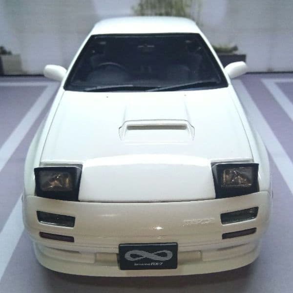 WHELART製 1/18 マツダ サバンナ RX-7 FC3 1990 - メルカリ