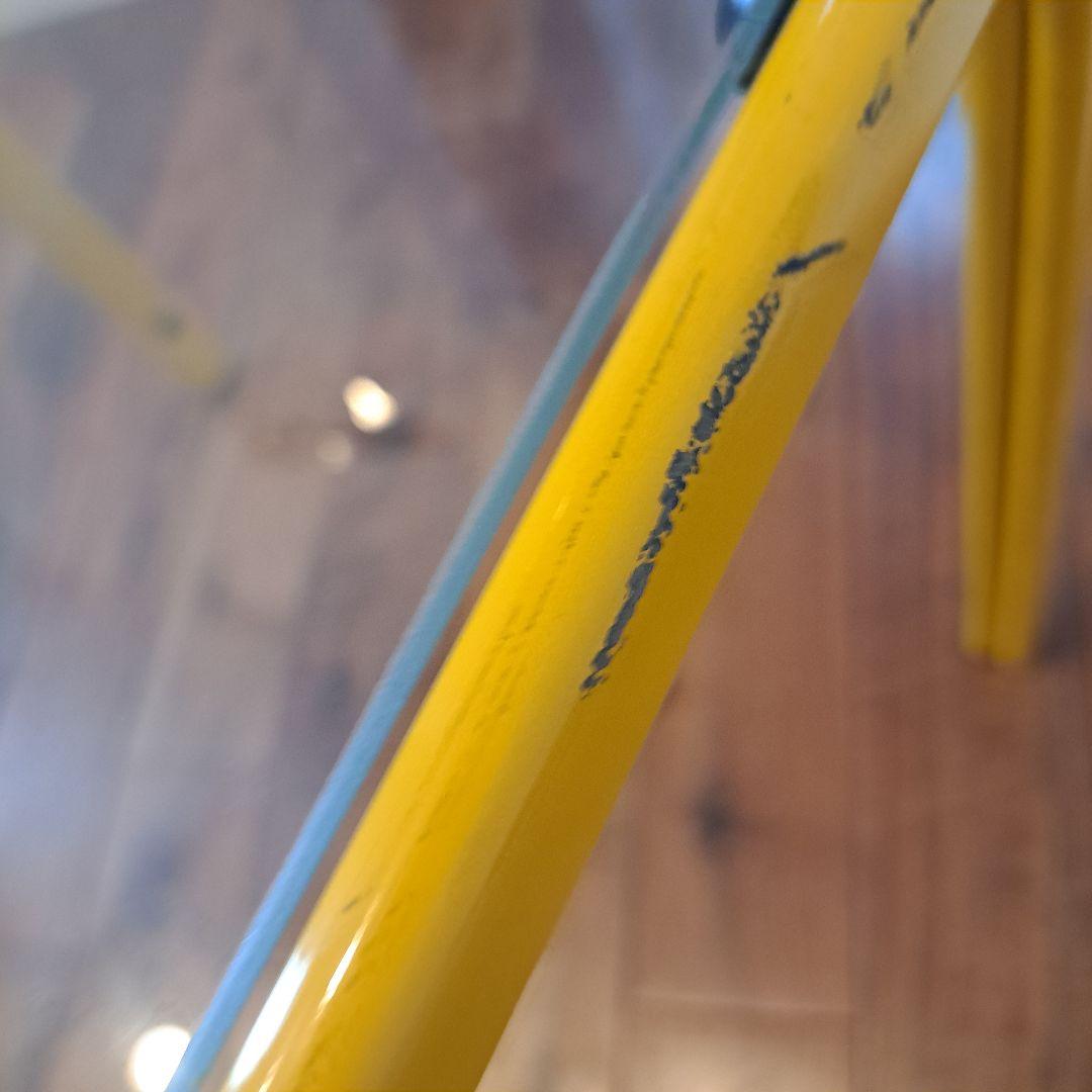 アイアンフレーム ローテーブル ガラストップ レトロポップ ポストモダン