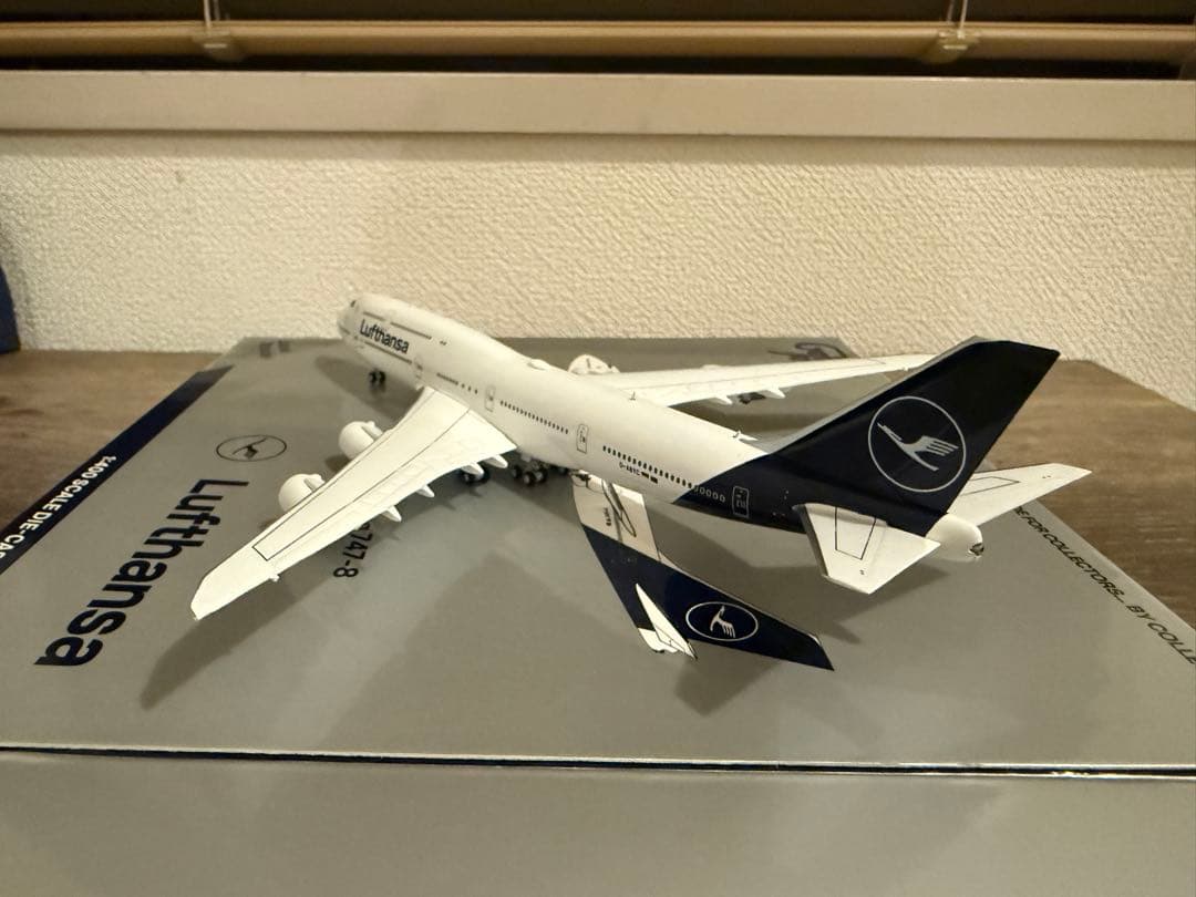 1/400 Lufthansa 747-8i D-ABYC - メルカリ