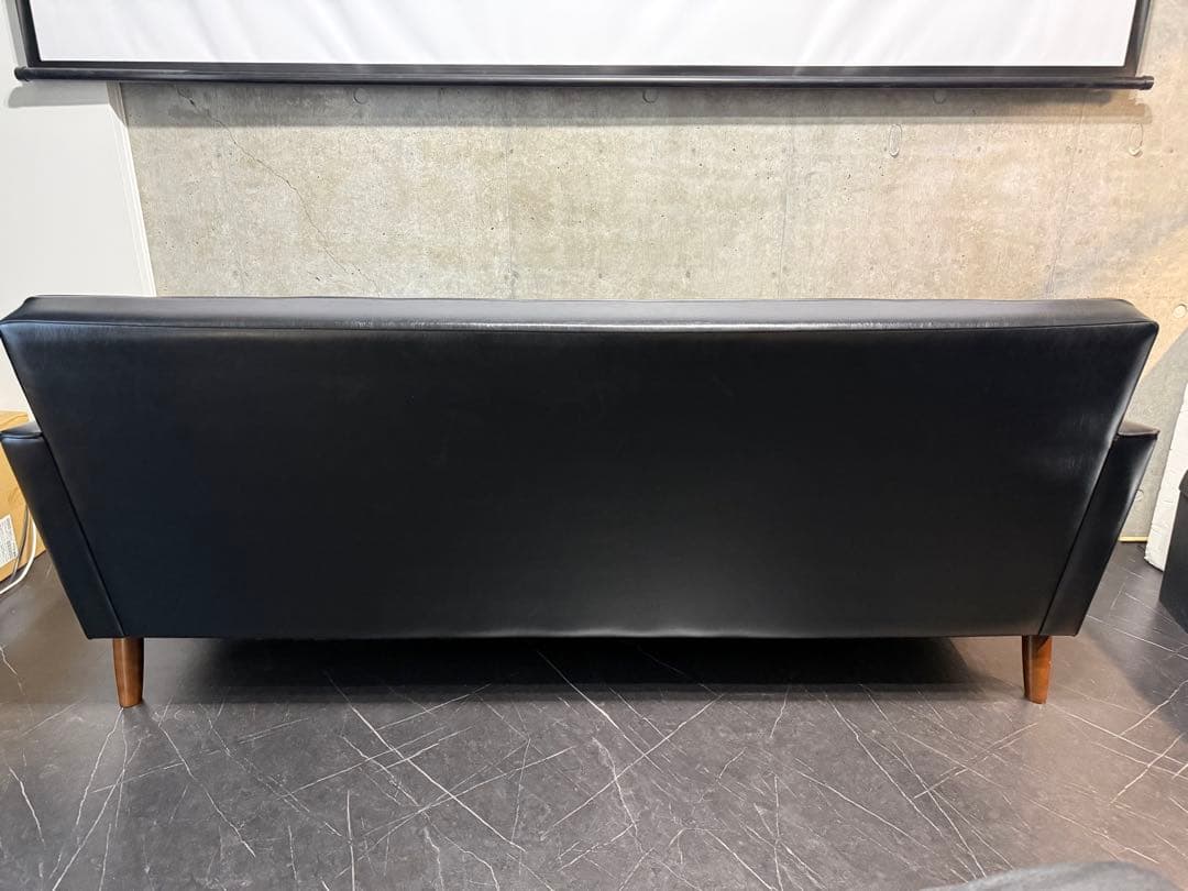 【送料込み】カリモク60 ロビーチェア 3シーター ブラック