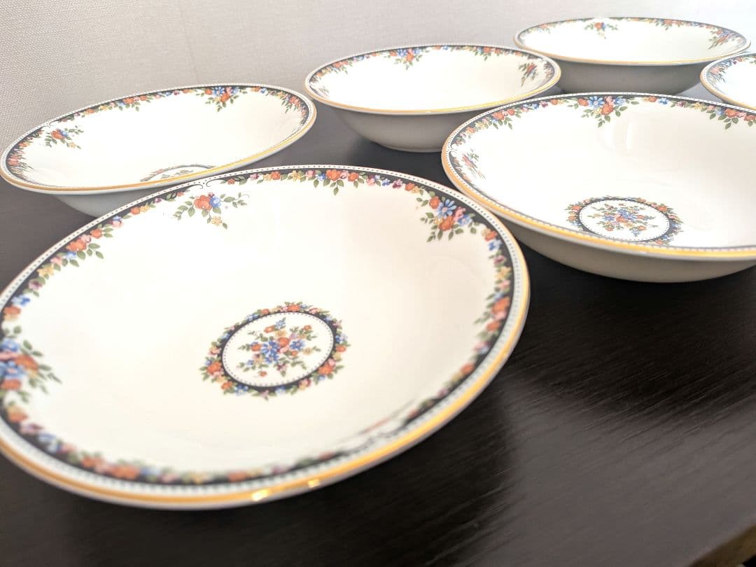 ウェッジウッド　オズボーン　サラダボウル　直径15.5cm　6枚　新品未使用