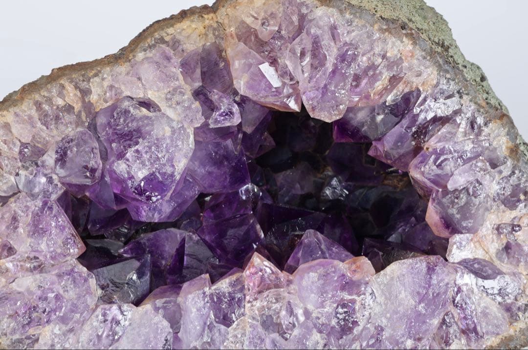 天然アメジスト 原石 クラスター 2.5kg 紫水晶 鉱物標本 鉱石 アメシスト