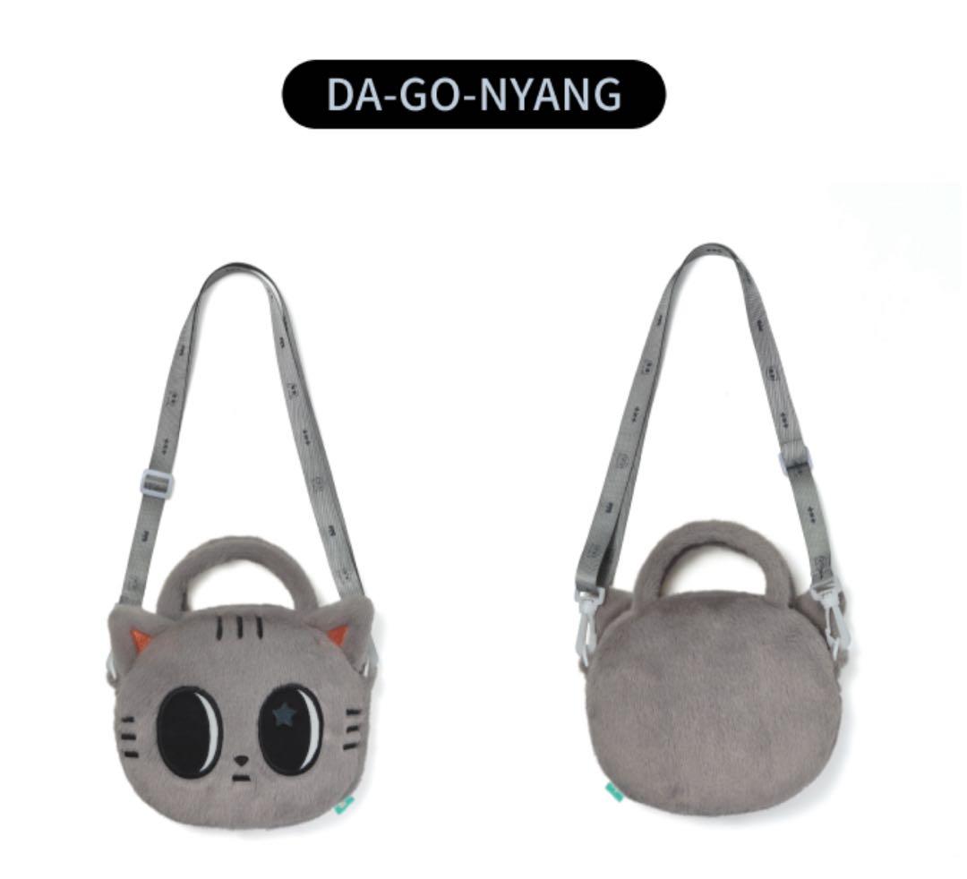 TXT テヒョン クロスバッグ ダゴニャン プルバトゥ PPULBATU - メルカリ