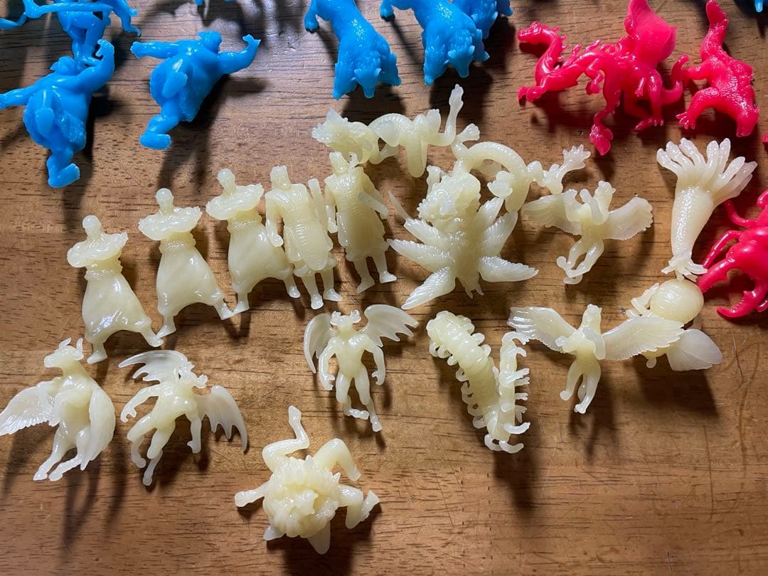 最強王図鑑 架空生物恐竜・ドラゴンフィギュア 昆虫 大量 チョコエッグ