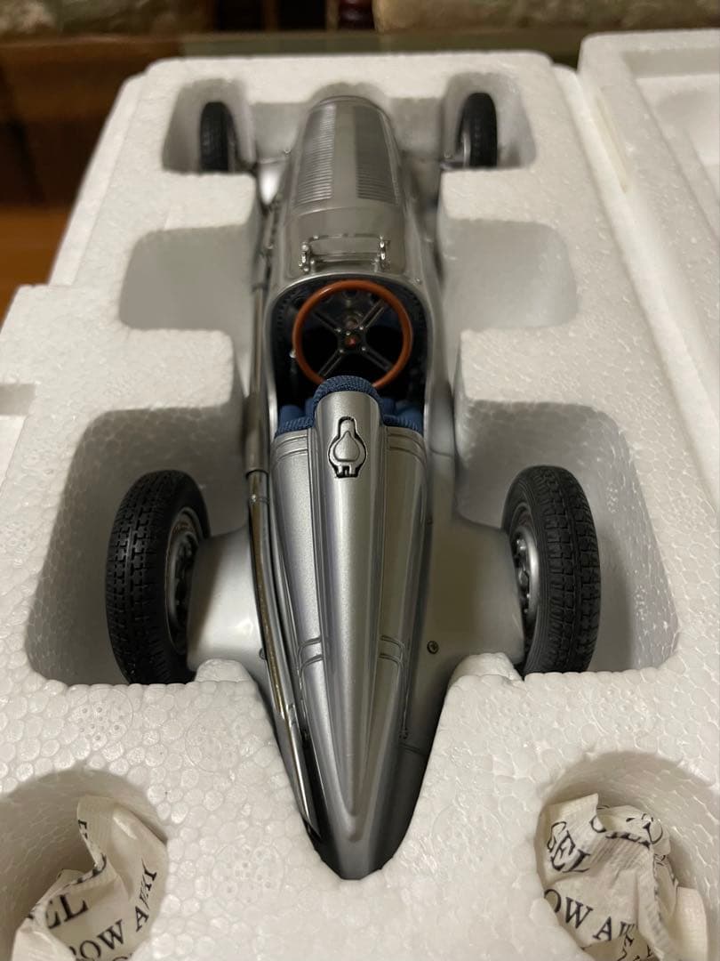 価格変更1/18 CMC メルセデス・ベンツ W25 1934年 未展示品 - メルカリ