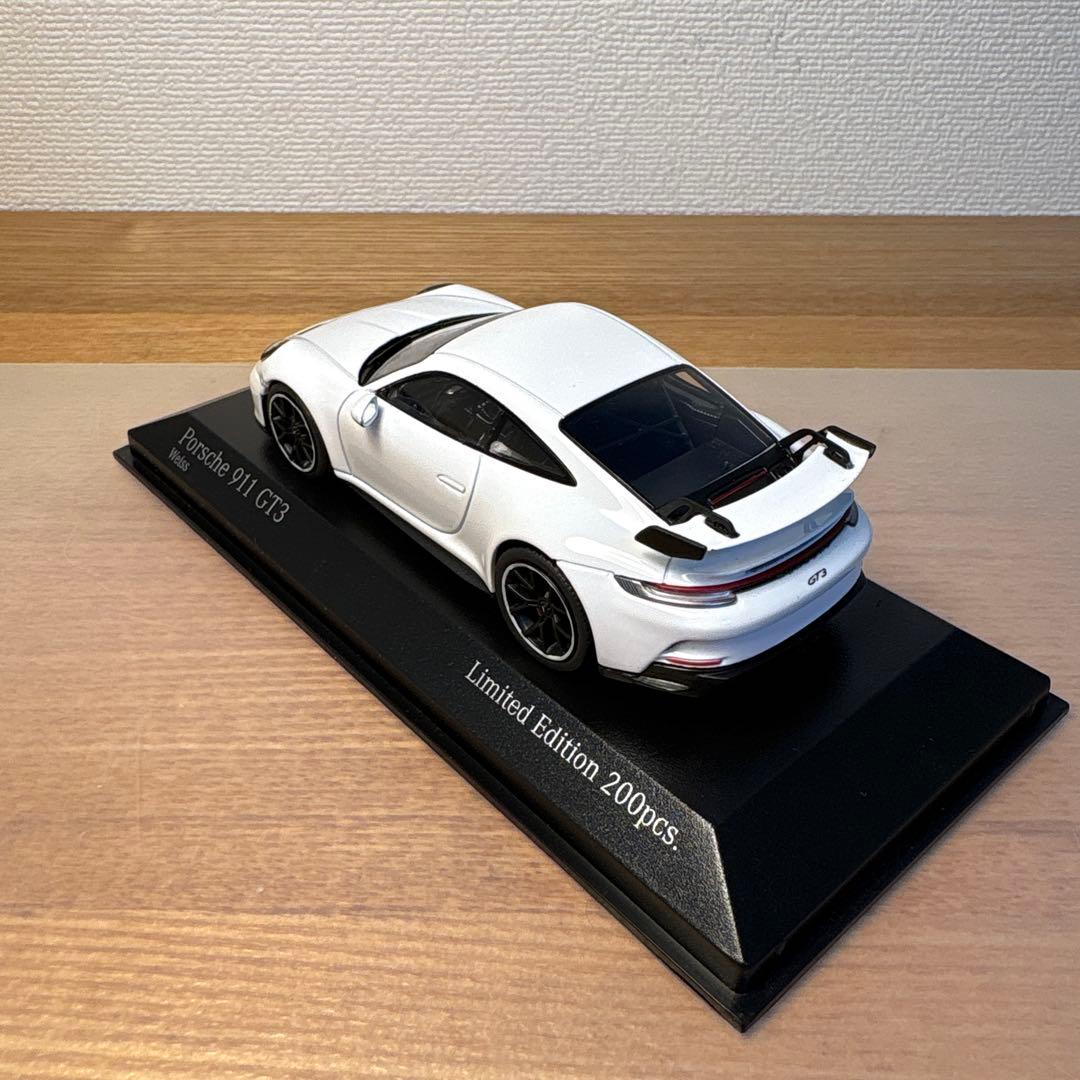 ミニチャンプス　ポルシェ　 911 GT3 1/43 ミニカー　ホワイト