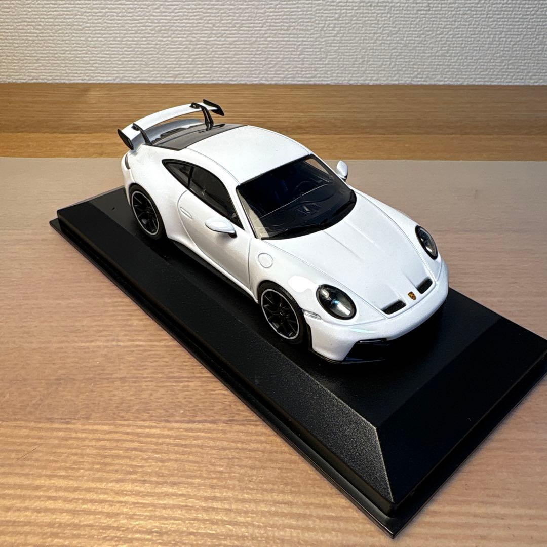 ミニチャンプス　ポルシェ　 911 GT3 1/43 ミニカー　ホワイト