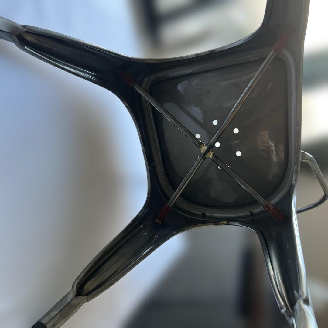 フランスヴィンテージTOLIX社✨メタルシルバーカフェチェア