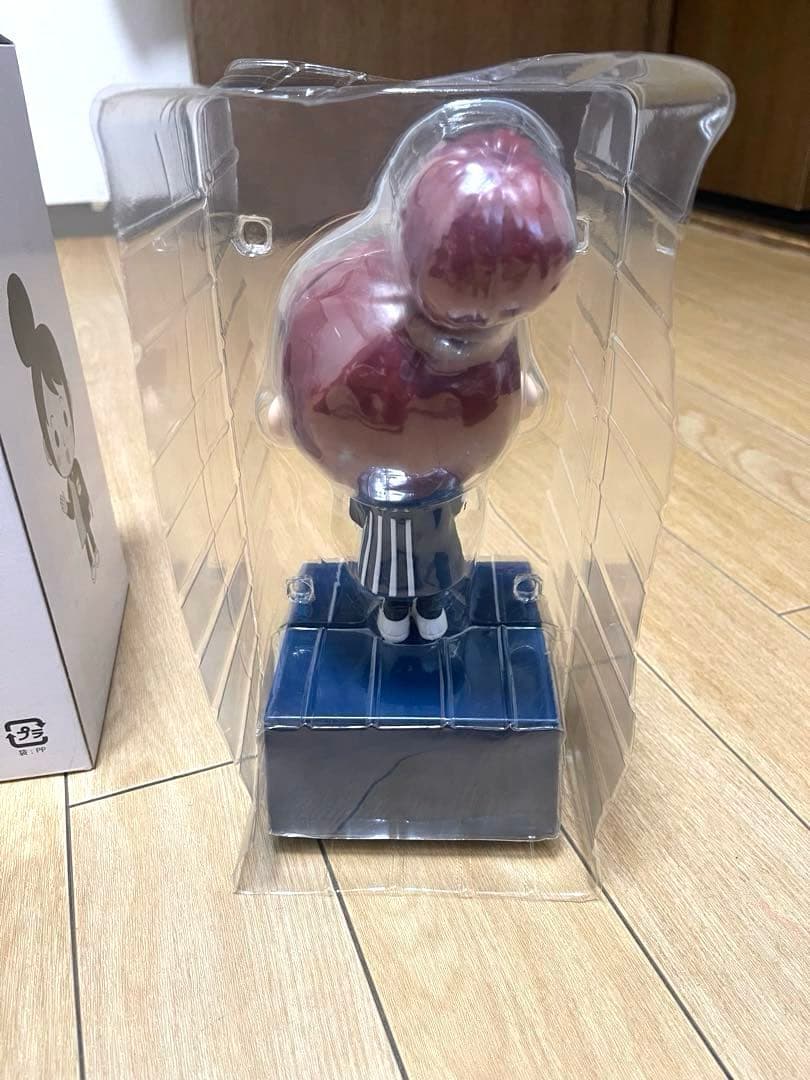 ローソン クルー あきこちゃん フィギュア マスコット からあげクン