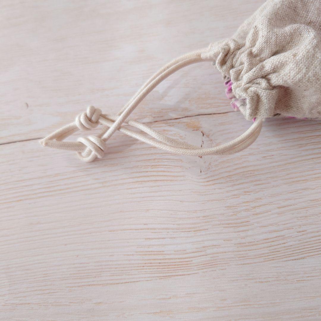 ちっちゃな巾着サシェ/詰替タイプ【うさこと一輪のバラ】