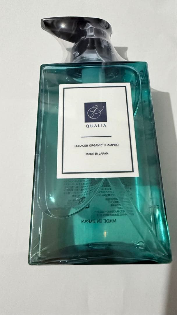 QUALIA シャンプー/トリートメント/ボディーソープ 3点セット - メルカリ