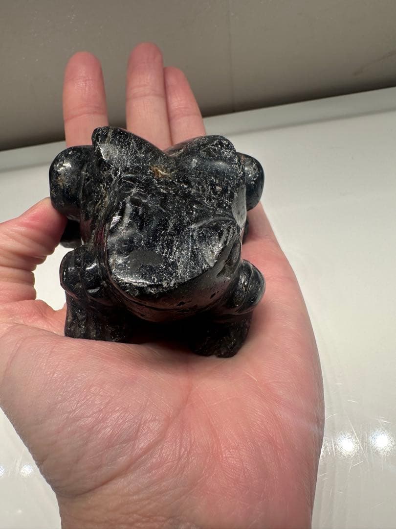 天然石 トルマリン 彫刻 カエル