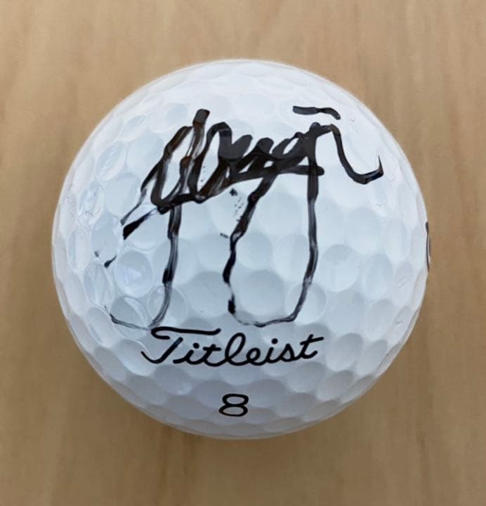浅地洋佑 直筆サインボール（初優勝記念ボール） ゴルフ - メルカリ