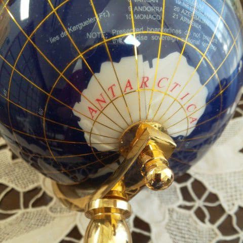 宝石地球儀　ラピスラズリー　高さ20cm