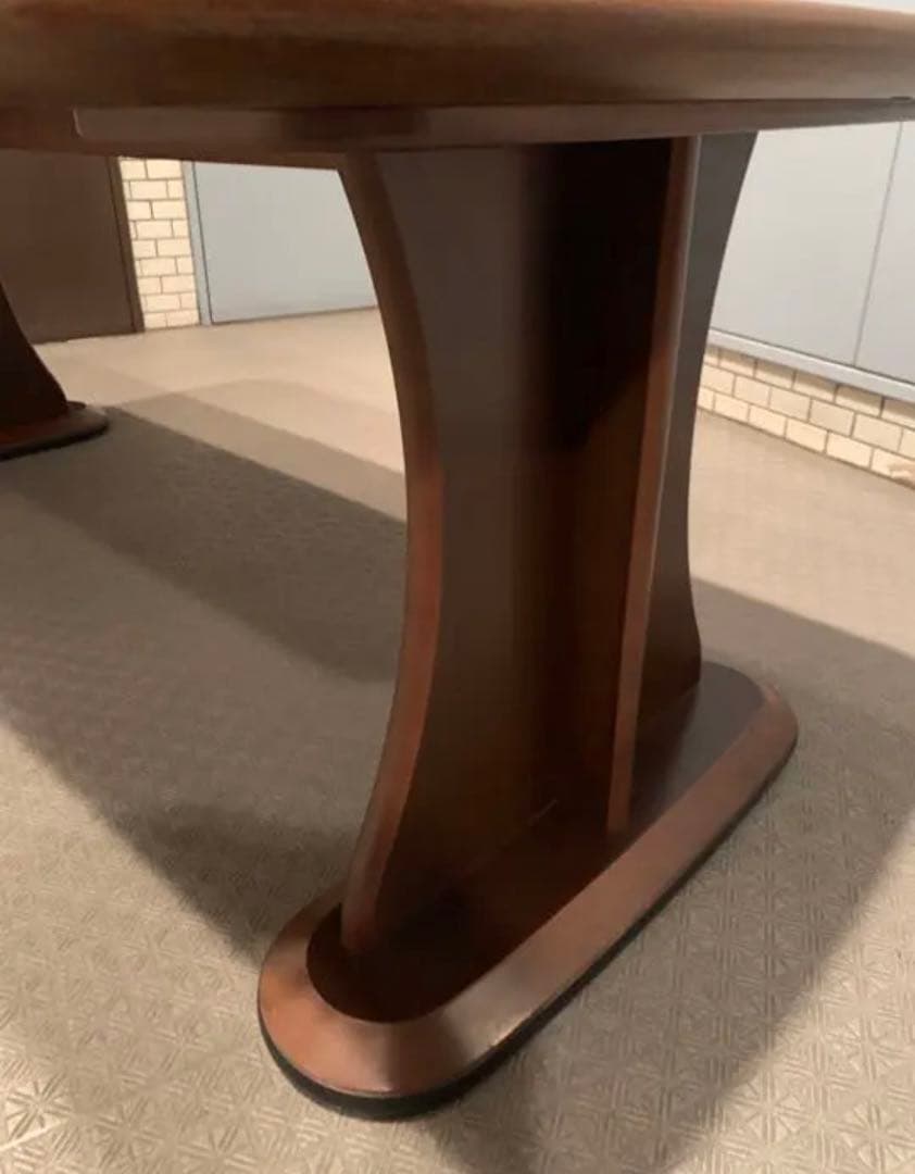 モデルルーム配置品／冨士ファニチア高級ダイニングテーブル