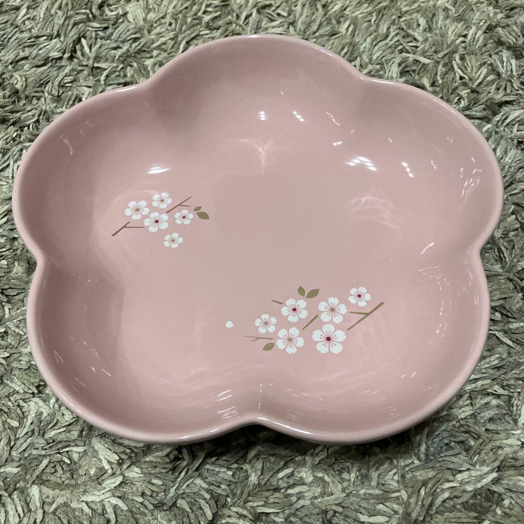 フラワーディッシュ　桜sakura 　LE CREUSET ル・クルーゼ海外限定