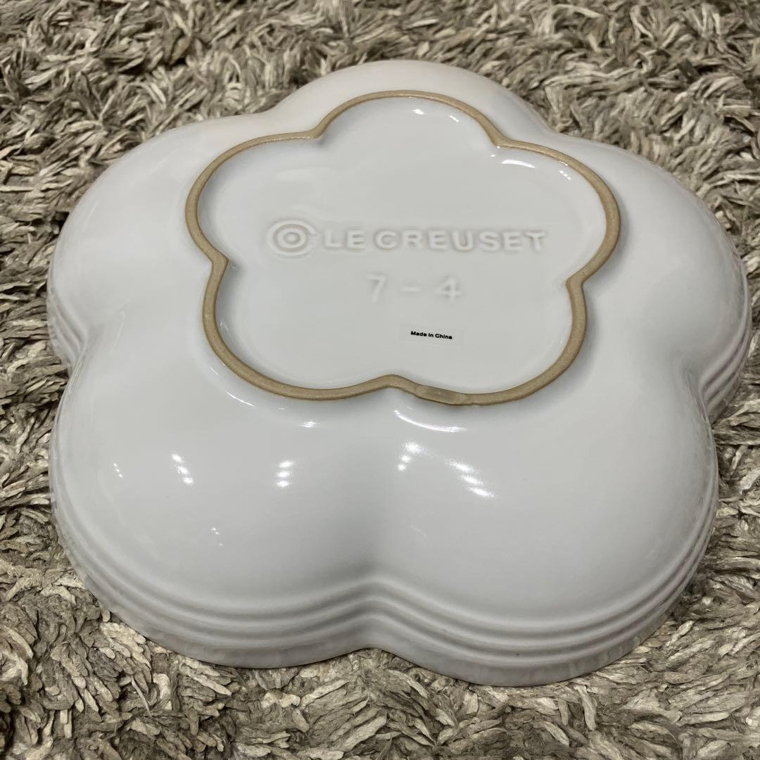 フラワーディッシュ　桜sakura 　LE CREUSET ル・クルーゼ海外限定