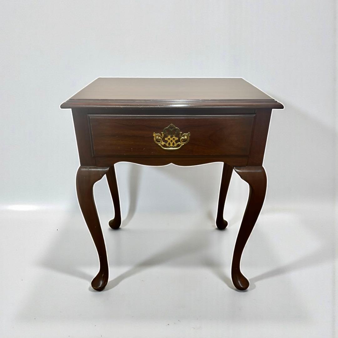 アメリカ製　輸入家具　HARDEN ハーデン　サイドテーブル　アンティーク