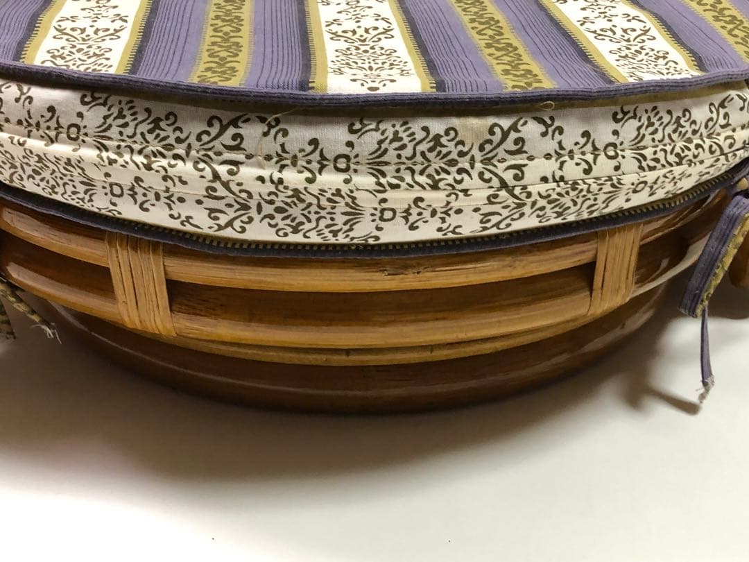 昭和レトロ　ラタン　椅子　上品　回転式