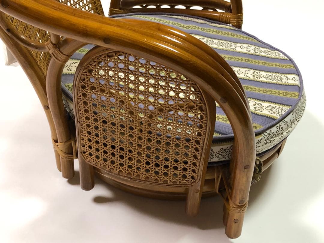 昭和レトロ　ラタン　椅子　上品　回転式